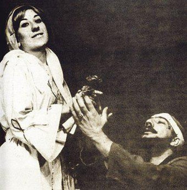 Ayşen Gruda öldü - Ayşen Gruda kimdir? - biyografisi Ayşen Gruda öldü - Ayşen Gruda kimdir? - biyografisi