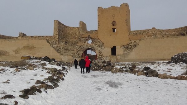 i Ani Ören Yeri'ne ziyaretçi akını