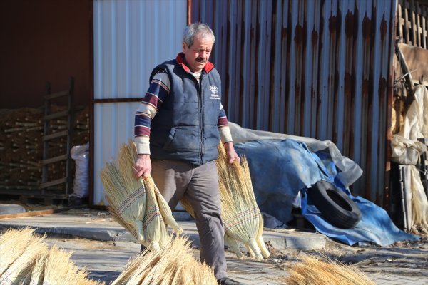 Teknolojiye yenilen meslek: Süpürgecilik