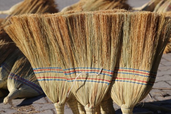 Teknolojiye yenilen meslek: Süpürgecilik