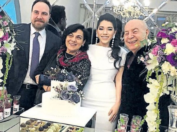 Mazhar Alanson oğluna kız istedi