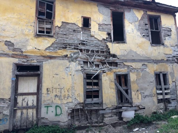 i Ordu’da tarihi evlerin hüzünlü bekleyişi
