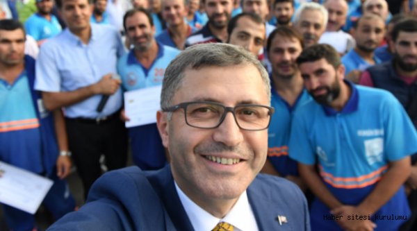 31 Mart 2019 yerel seçimlerinde Ak Parti'nin Üsküdar Belediye Başkanı Adayı Hilmi Türkmen kimdir 31 Mart 2019 yerel seçimlerinde Ak Parti'nin Üsküdar Belediye Başkanı Adayı Hilmi Türkmen kimdir