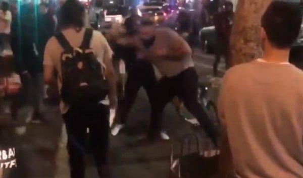 ABD'de kadınları yumruklayan adam