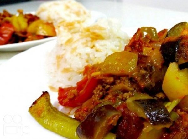 Yunanistan bu kez 'musakka' yemeğine taktı