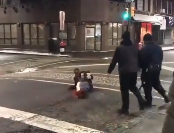 ABD'de polisin elektroşokla vurduğu adam