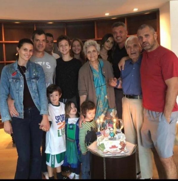 Saadettin Saran ile Emina Jahovic ayrıldı