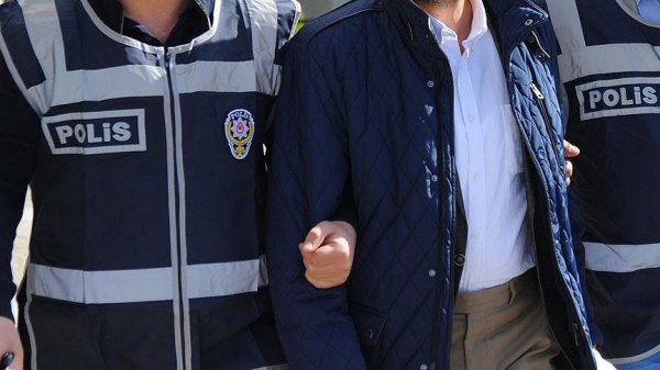 FETÖ şüphelileri saklandıkları evde yakalandı