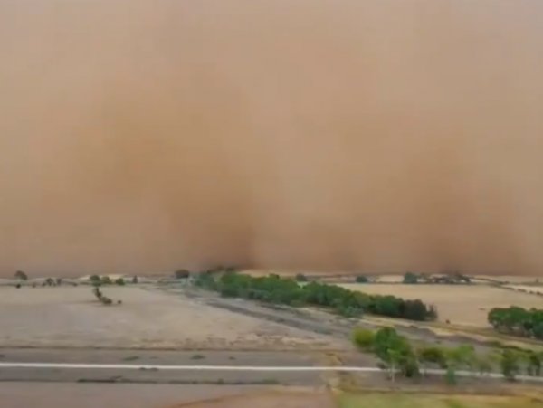 Avustralya'da kum fırtınası