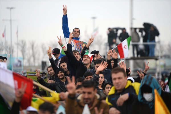 İran füze üretimine devam edecek