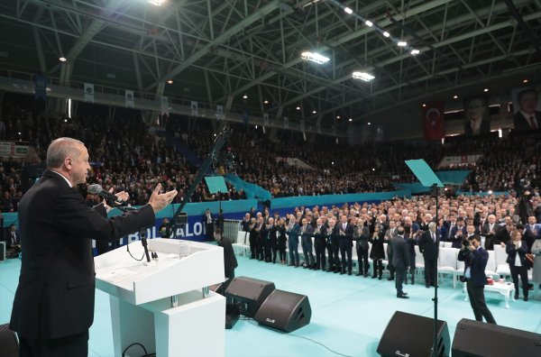 Erdoğan: Amacımız esnafa rakip olmak değil