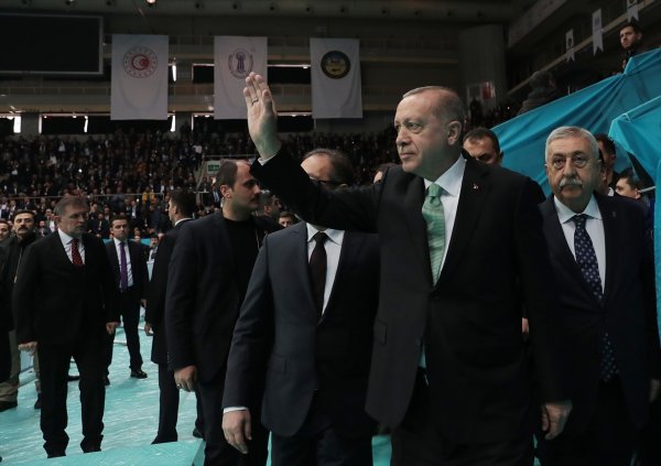 Erdoğan: Amacımız esnafa rakip olmak değil