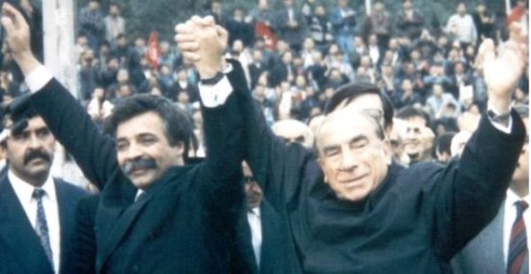 Ülkücü camia yakından tanıyordu Ozan Arif'in en ayrıntılı hayat hikayesi