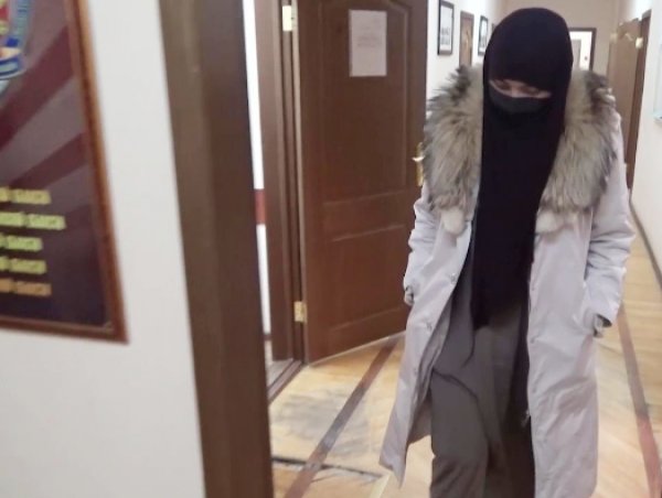 DEAŞ için para toplayan kadına gözaltı