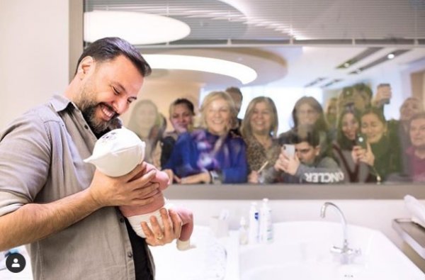 Alişan'ın babalık sevinci