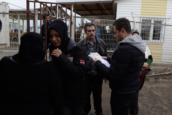 a Suriyelilerin ülkelerine dönüşü sürüyor