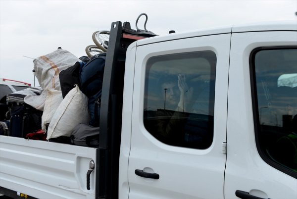 a Suriyelilerin ülkelerine dönüşü sürüyor