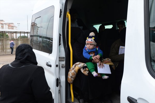 a Suriyelilerin ülkelerine dönüşü sürüyor