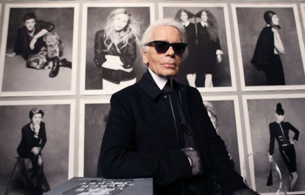 Karl Lagerfeld öldü. Karl Lagerfeld kimdir Karl Lagerfeld öldü. Karl Lagerfeld kimdir