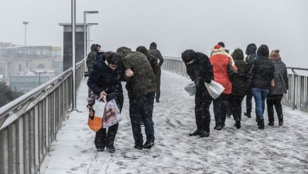 Beylikdüzü’nde kar etkisini gösterdi