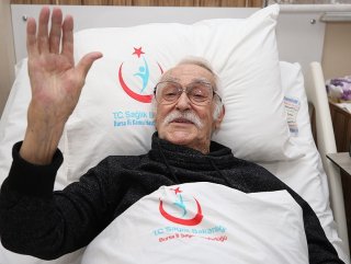 Eşref Kolçak hastaneye kaldırıldı