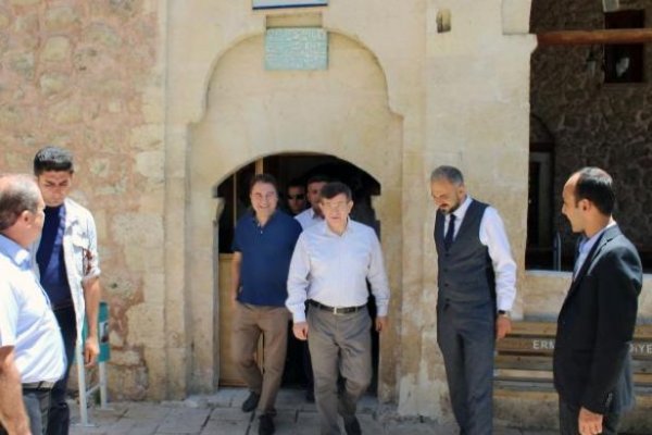 Ali Babacan ve Davutoğlu nasıl birleşti, nasıl ayrıldı