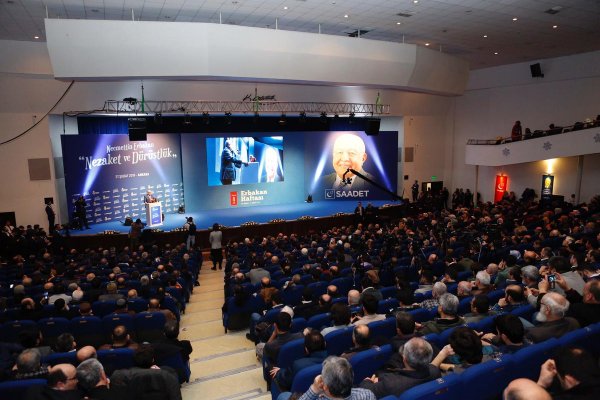 CHP, Necmettin Erbakan'ı anma programında
