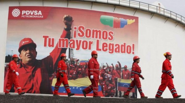 Guaido: Venezuela petrolünü özel sektöre açacağım