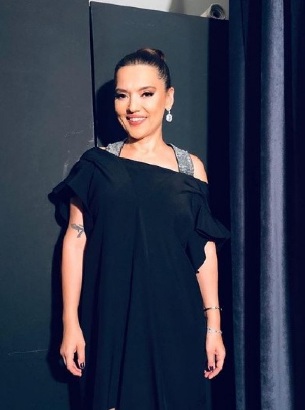 Demet Akalın'ın evhamı boşa çıktı