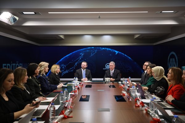 a Hulusi Akar yeni askerlik sistemini anlattı