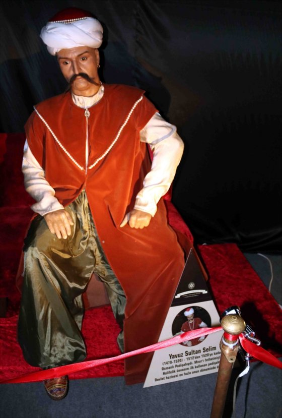 Balmumu heykeller Diyarbakır'da sergileniyor