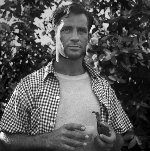 Jack Kerouac kimdir? Biyografisi Jack Kerouac kimdir? Biyografisi