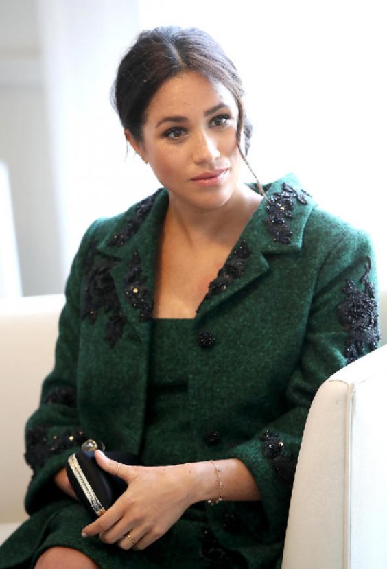 Meghan Markle'ın parmakları şişti