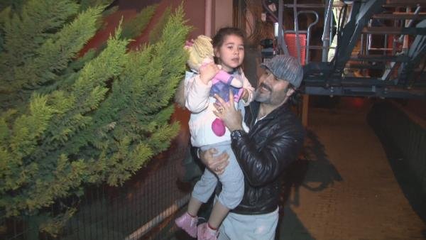 Yangında 4'ü çocuk 12 kişiyi itfaiye kurtardı