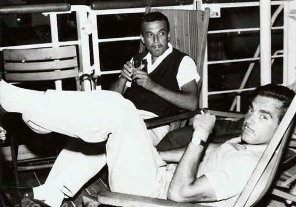 Sadri Alışık kimdir? Biyografisi Sadri Alışık kimdir? Biyografisi