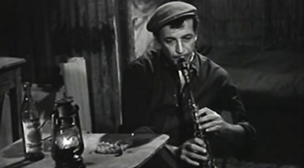 Sadri Alışık kimdir? Biyografisi Sadri Alışık kimdir? Biyografisi