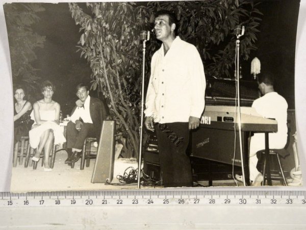 Sadri Alışık kimdir? Biyografisi Sadri Alışık kimdir? Biyografisi