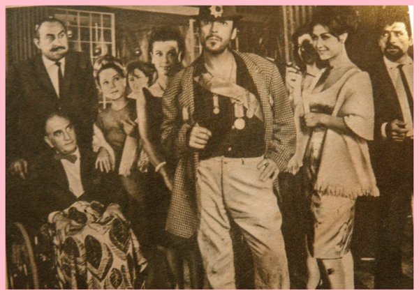 Sadri Alışık kimdir? Biyografisi Sadri Alışık kimdir? Biyografisi