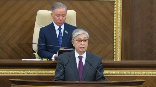 Kazakistan'ın yeni Cumhurbaşkanı Tokayev oldu