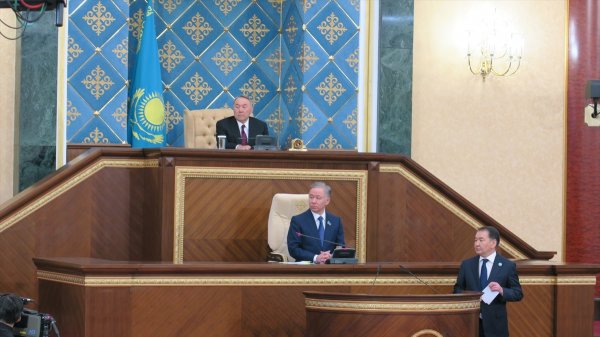 Kazakistan'ın yeni Cumhurbaşkanı Tokayev oldu