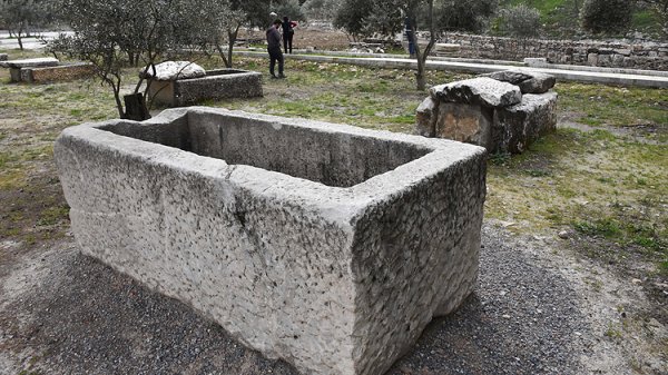 Stratonikeia Antik Kenti'ndeki mezarlar ziyarete açılacak