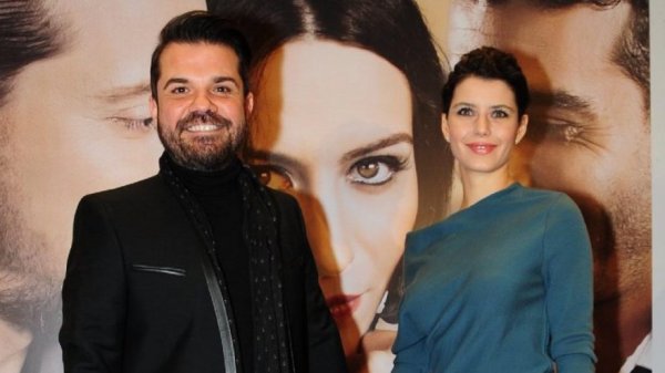 Kenan Doğulu ve Beren Saat benzerliği