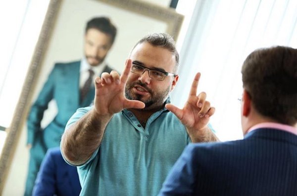 Bir Selçuk Aydemir güldürüsü Evrak Kürek’ten alıntılar