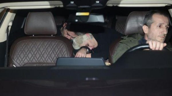 Hazer Amani Sıla'nın evine yerleşti