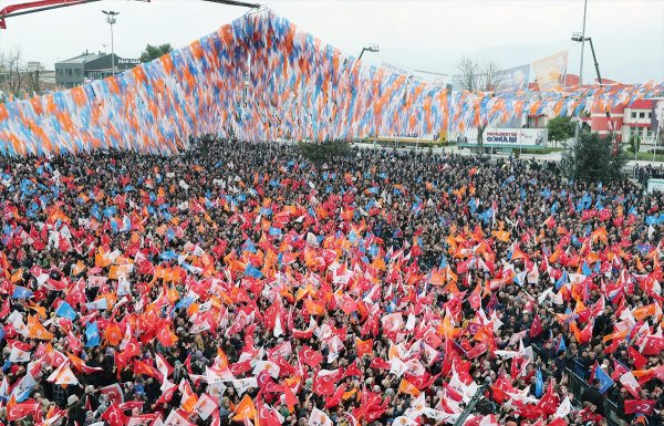 Cumhurbaşkanı Erdoğan: Sandığa gidip milli iradeye sahip çıkın