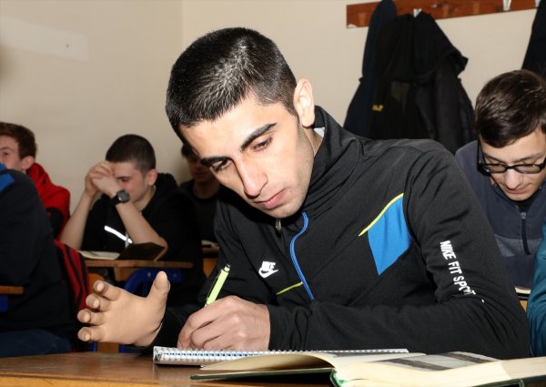 Biyonik kol hayali gerçek oldu