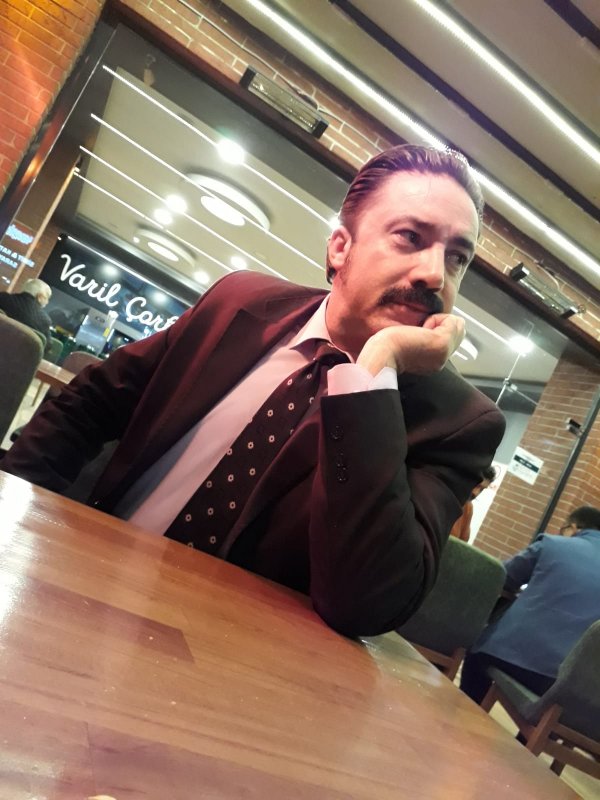 Reşit Güngör Kalkan ile İsmet Özel biyografisi üzerine konuştuk Reşit Güngör Kalkan ile İsmet Özel biyografisi üzerine konuştuk