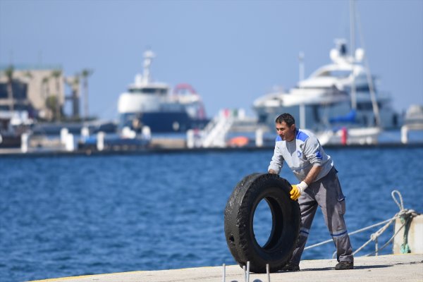 a Bodrum'da denizden çıkanlar hayrete düşürdü