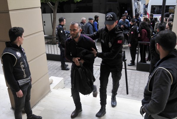 a FETÖ'nün askeri yapılanmasından 8 kişi tutuklandı