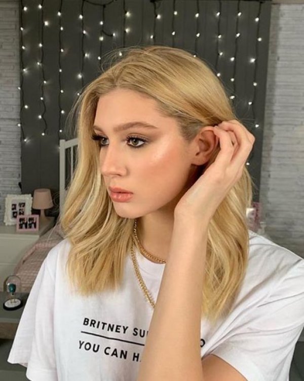 Acun Ilıcalı, Itır Esen'i Instagram'dan takip etti